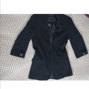 long quarter sleeve blazer